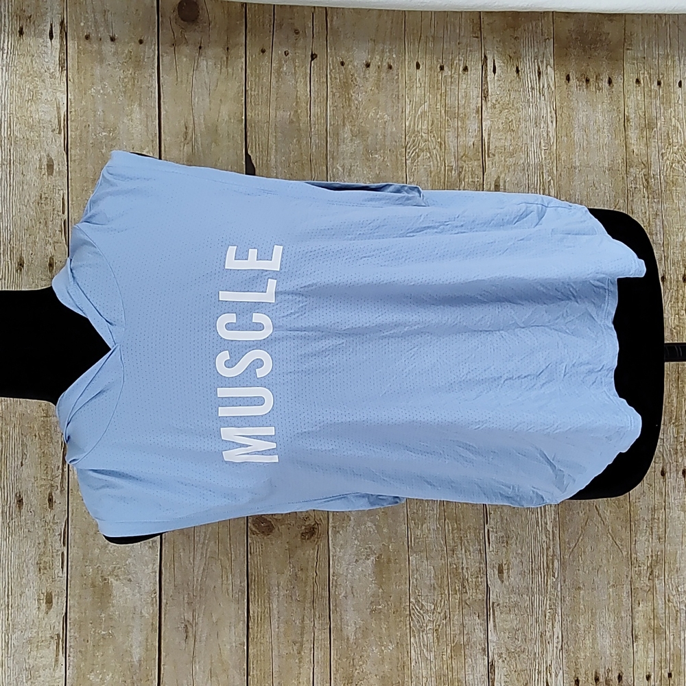 Barbella Box Hooded Muscle Top